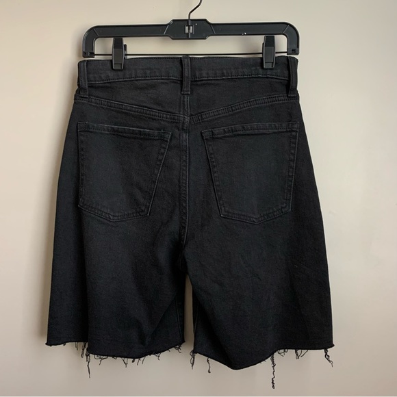 Old Navy Women’s Size 2 Extra High Rise Sky-Hi Bottom-Fly Cut-Off Jean Short - Picture 2 of 8